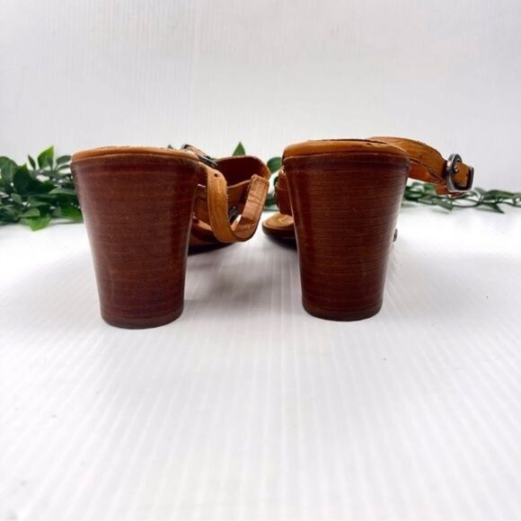 Antonio Melani tan leather block heel sandals buckle 7.5 - Picture 4 of 13